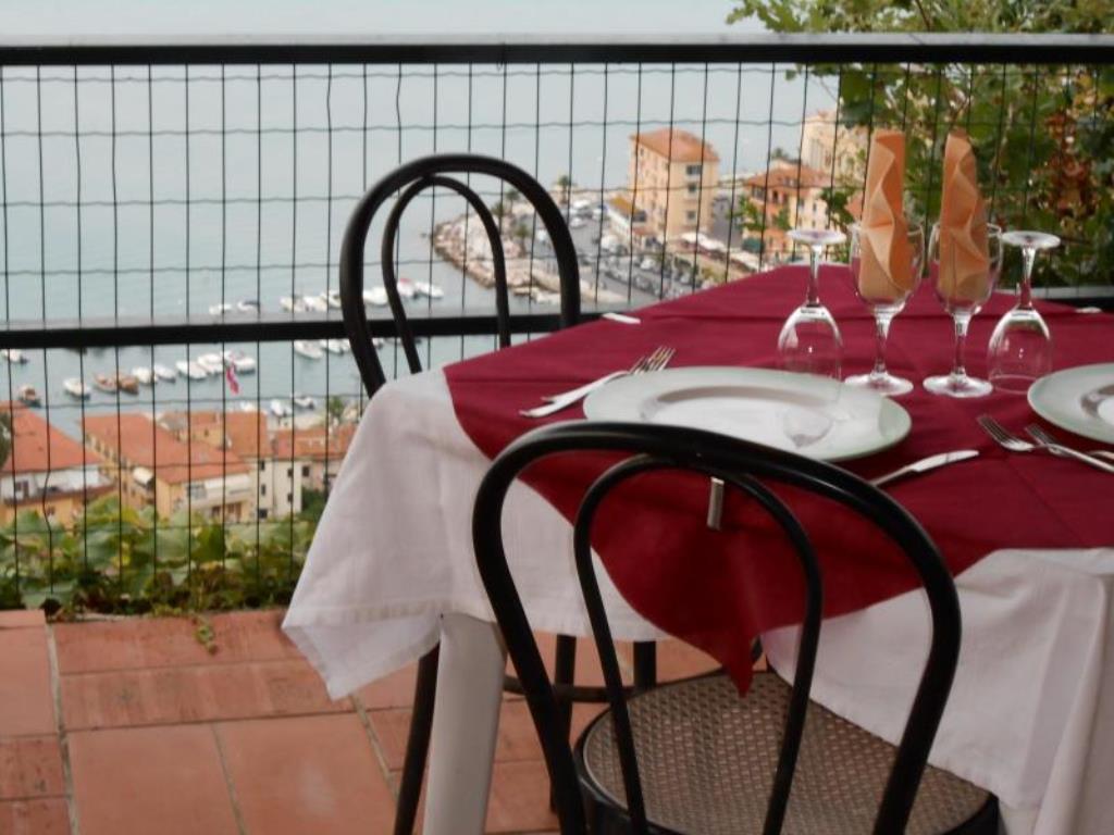 Hotel Vittoria Porto Santo Stefano  Esterno foto